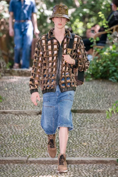 Look 59